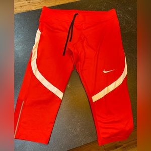 Nike capri leggings